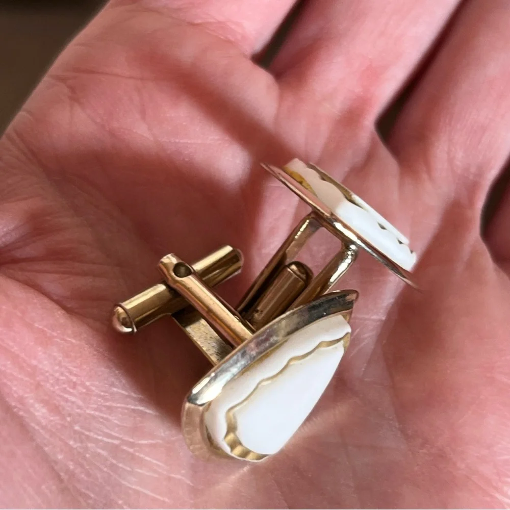 Vintage 1960 70 MCM Art deco gold white Lucite Oversized Cufflinks